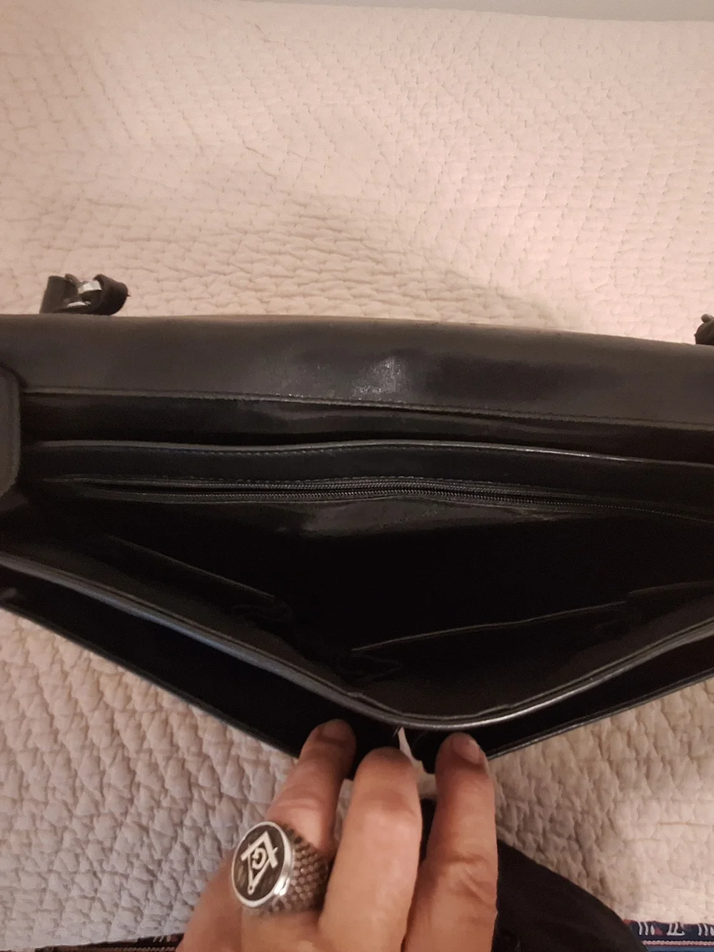 Samsonite classic genuine